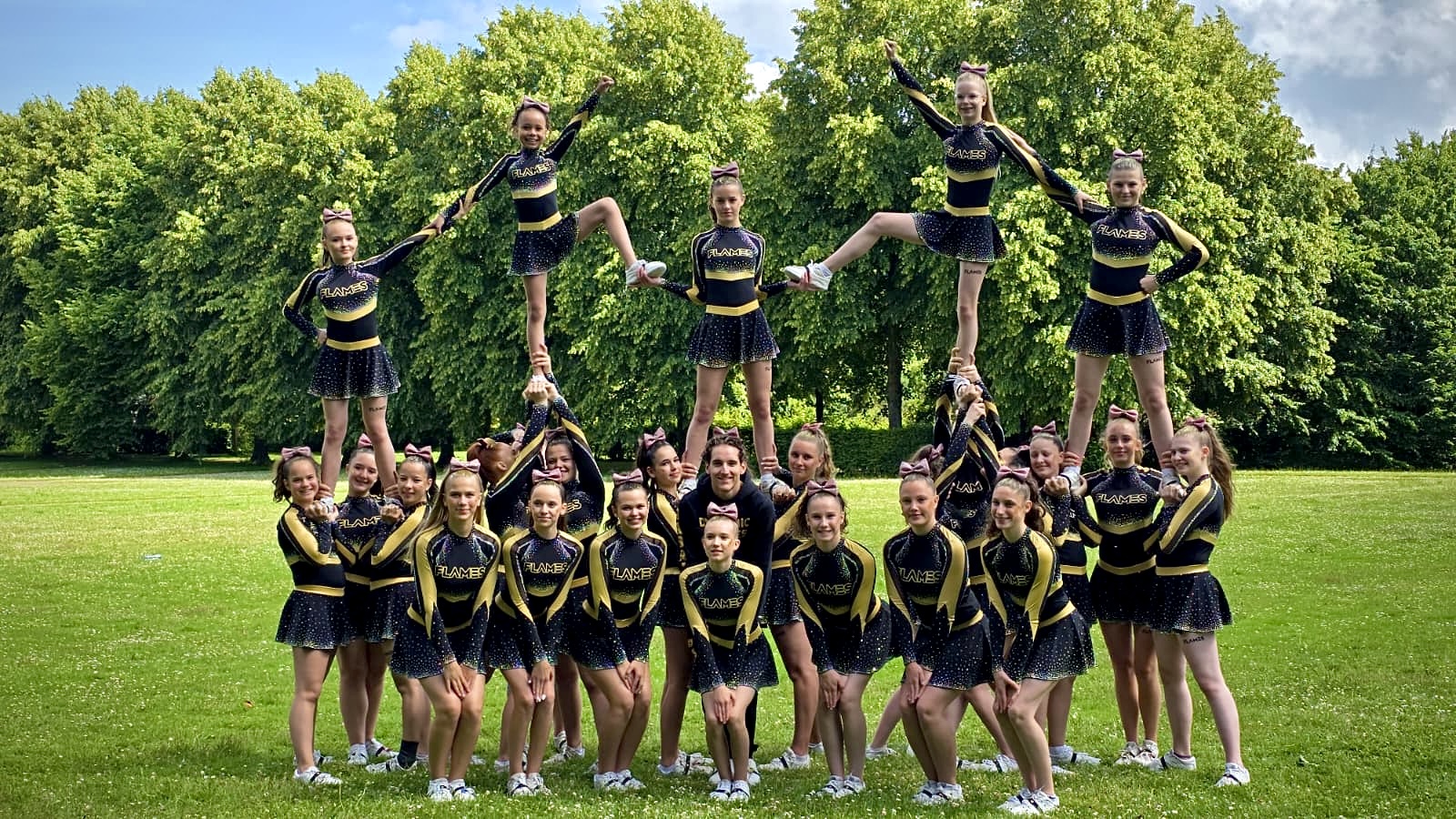 Teambild Wiese